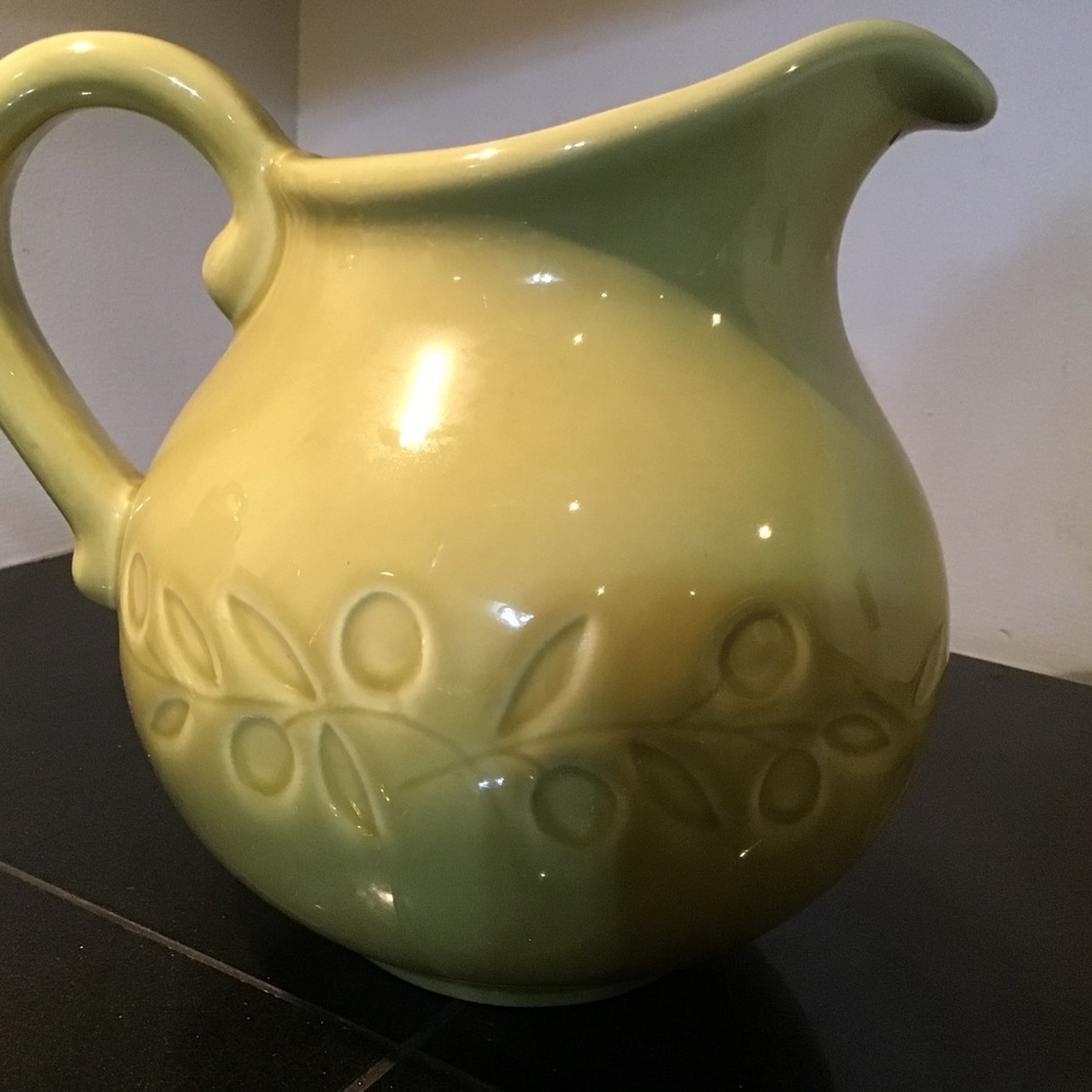 Bararte Portugal Green Farmhouse 8" Art Pottery Pitcher